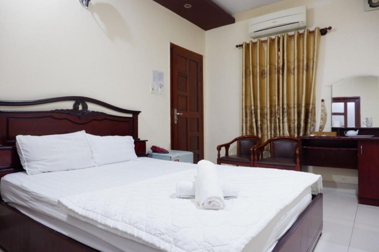 Reddoorz Tuan Viet Hotel Dinh Tien Hoang Ho Chi Minh City Exterior photo