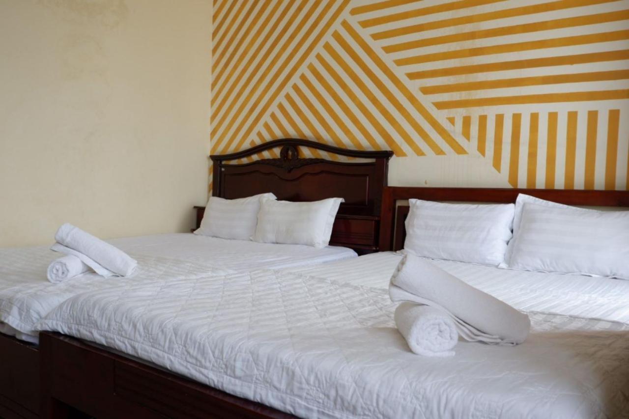 Reddoorz Tuan Viet Hotel Dinh Tien Hoang Ho Chi Minh City Exterior photo