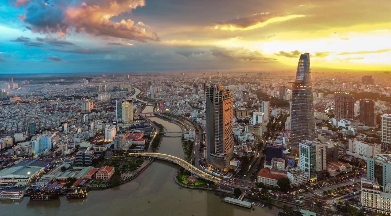Reddoorz Tuan Viet Hotel Dinh Tien Hoang Ho Chi Minh City Exterior photo